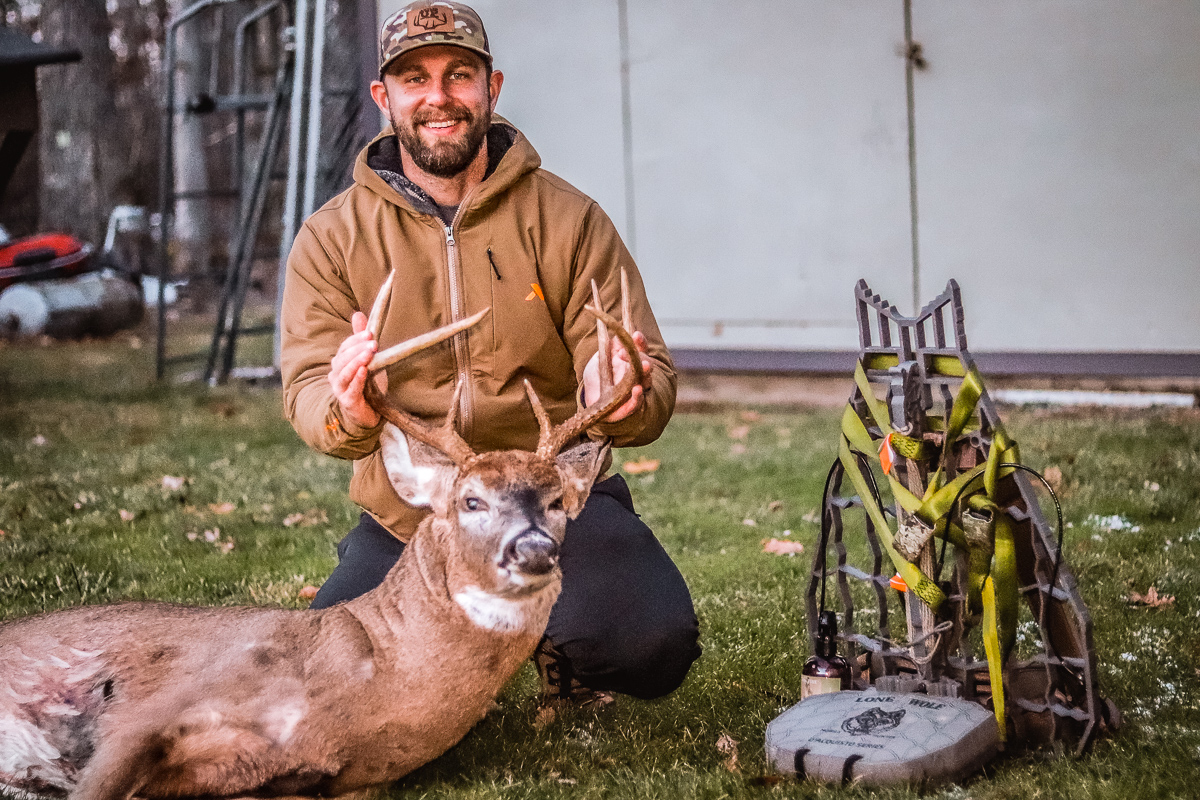 Jeremy Dinsmore from Antler Up with his Archery Whitetail Deer